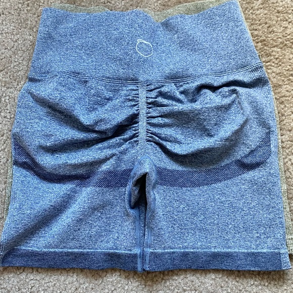 BUNDLE Peachy Bunz scrumptious shorts 🌱✨ - Picture 4 of 14